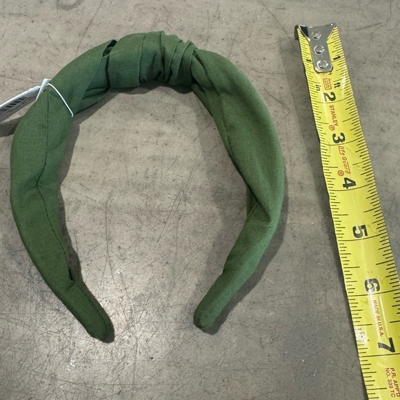 J. CREW 100% cotton headband in “army green”
Cute and comfy! Add a pop of color😍 - Picture 1 of 5